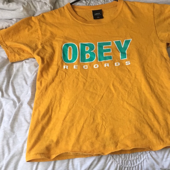 Cloths - Picture 2 of 3